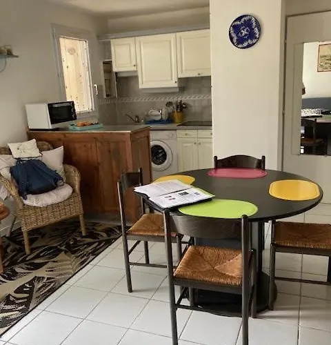 펜션 Les Marines *